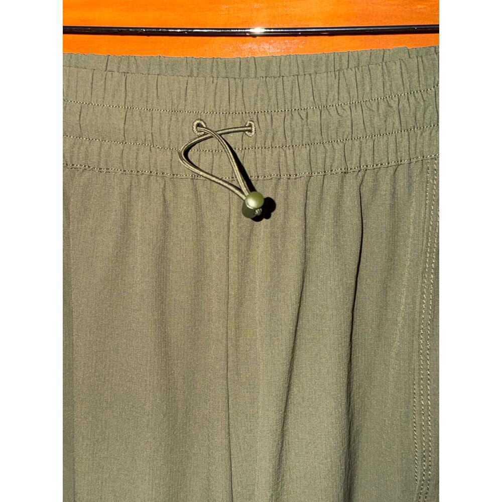 Fabletics Wide Leg Utility Pants in Olive Green Size XL - Picture 3 of 12
